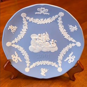 Wedgwood Plate 7” - 2001